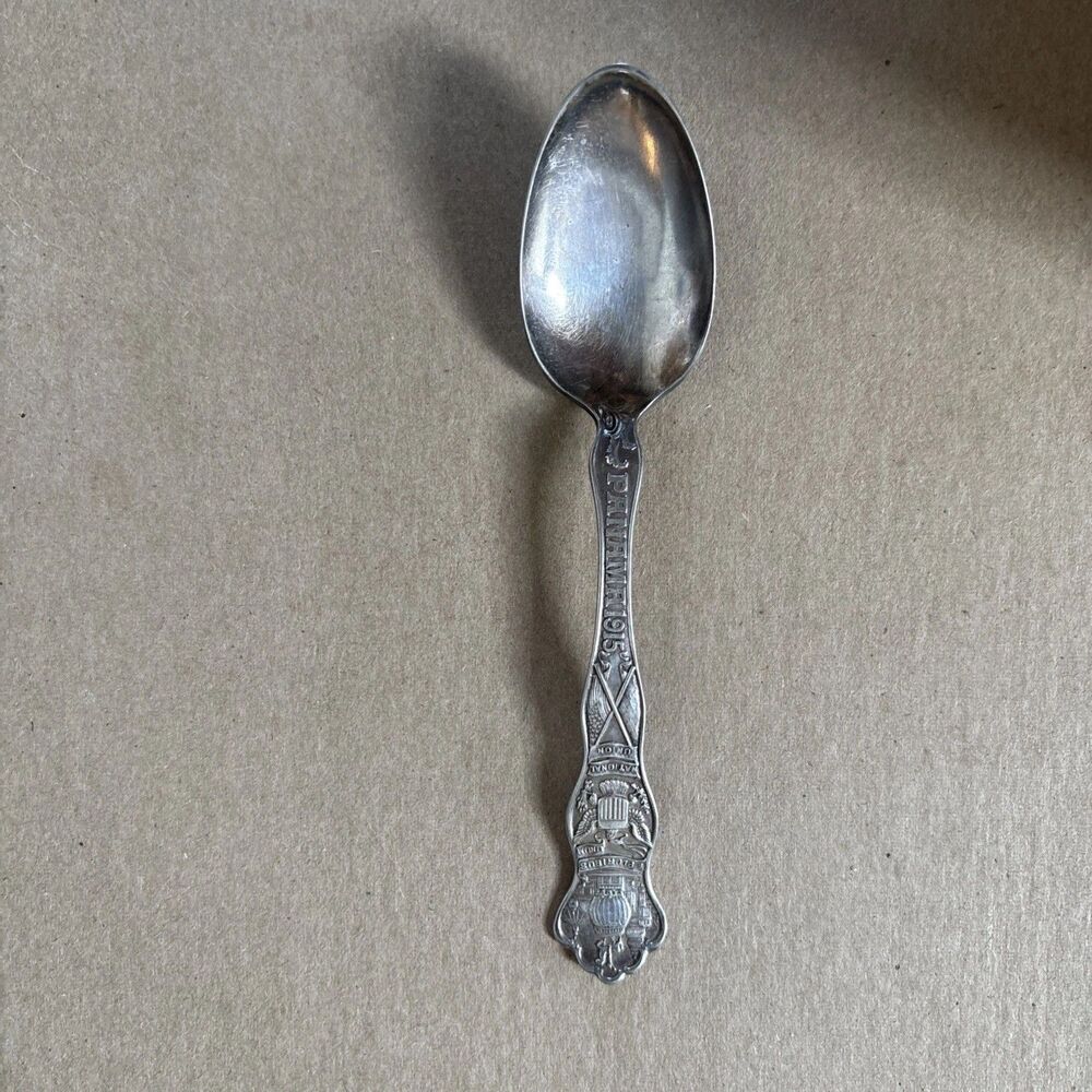 Wallace AI Collectable Spoon Souvenir National Union Panama 1915